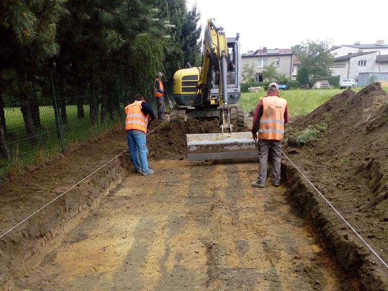 Wynajem sprzętu budowlanego z obsługą operatorską